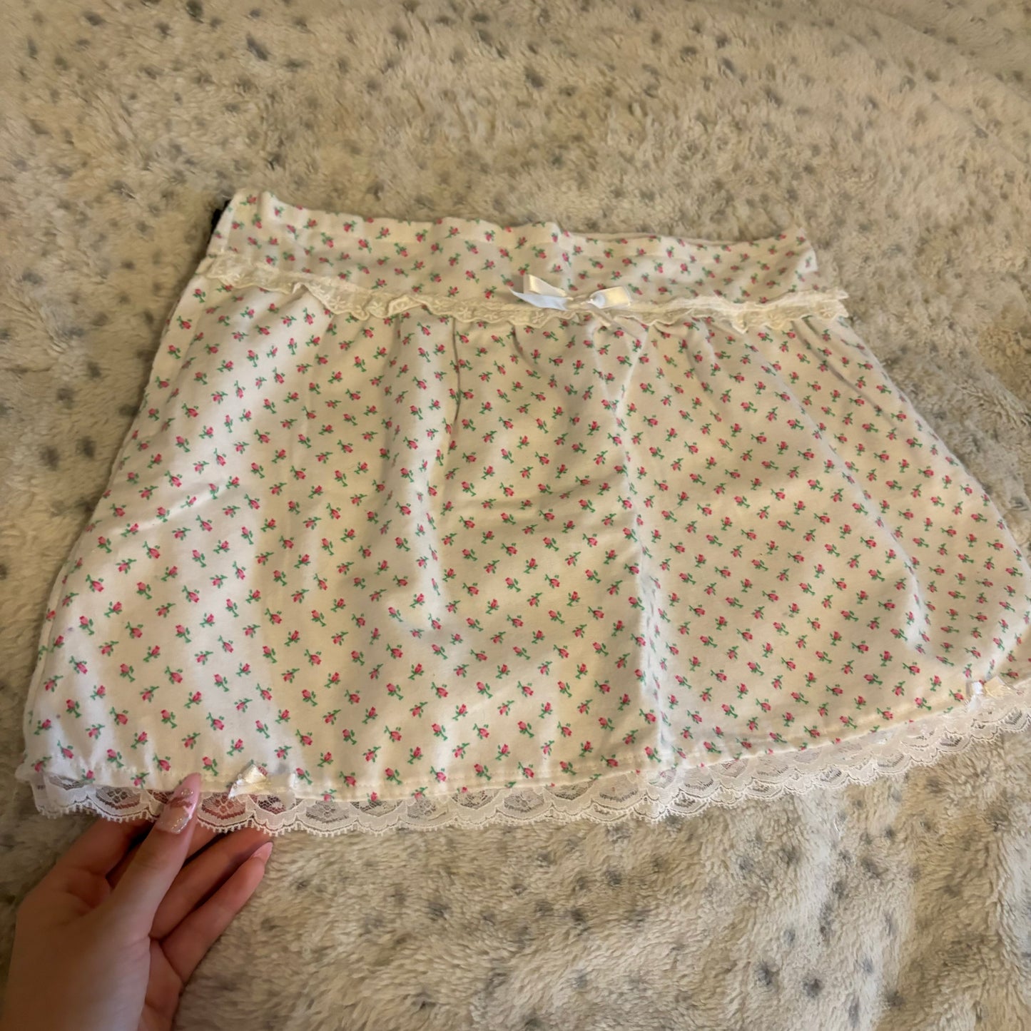 white floral bow lace skirt