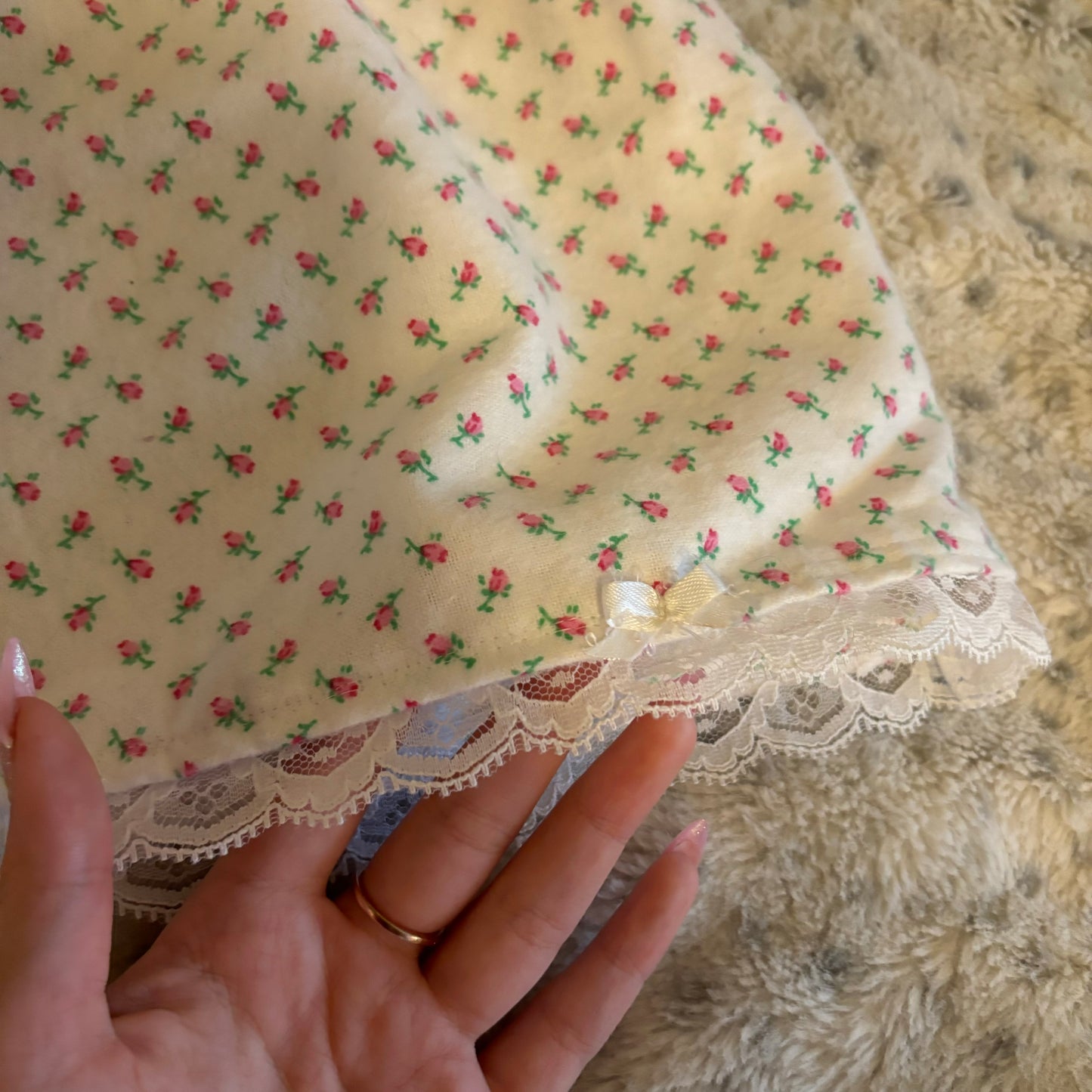 white floral bow lace skirt